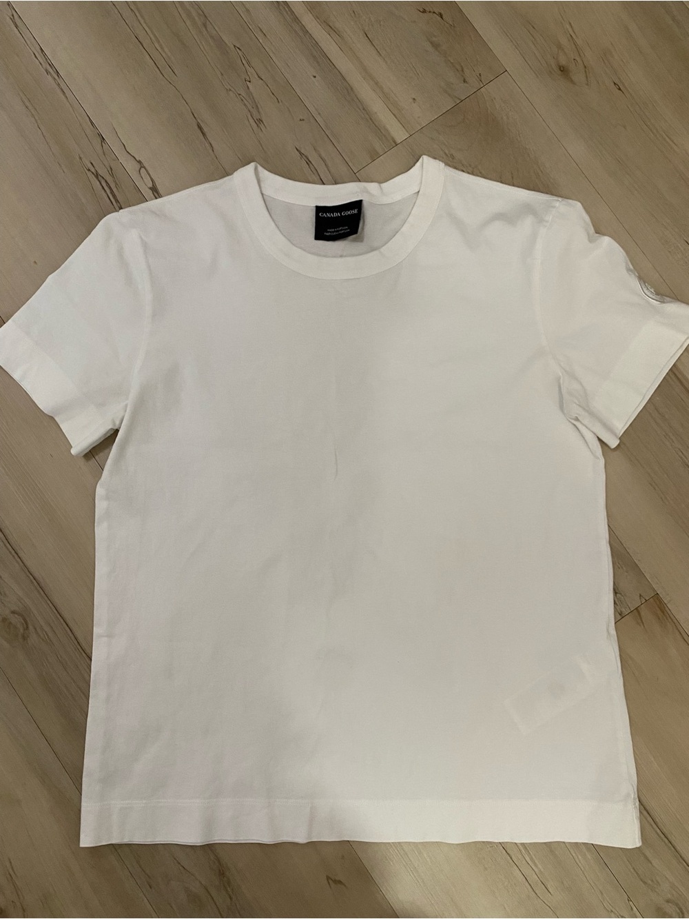 Canada Goose White Short Sleeve Crewneck Tee size medium.